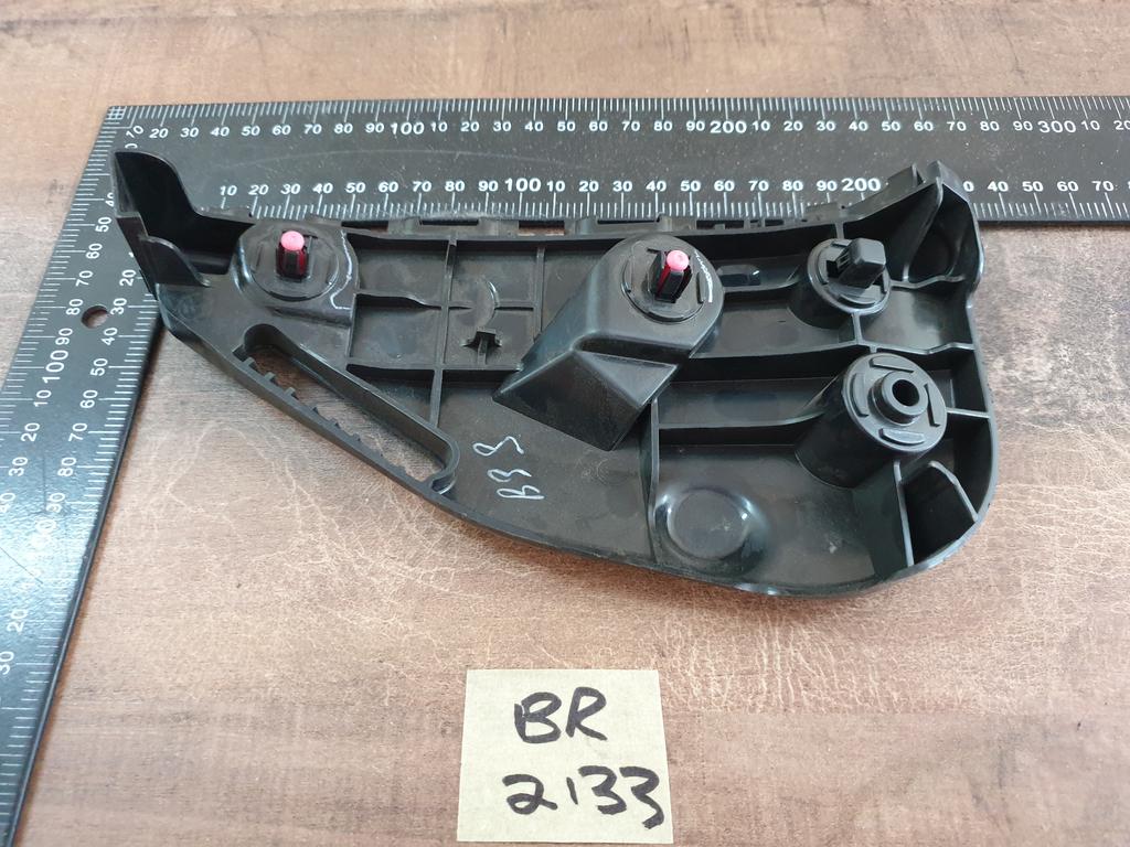 Toyota Hilux Left Front Bumper Bracket