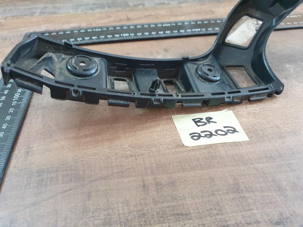 Volkswagen Up Left Rear Bumper Bracket