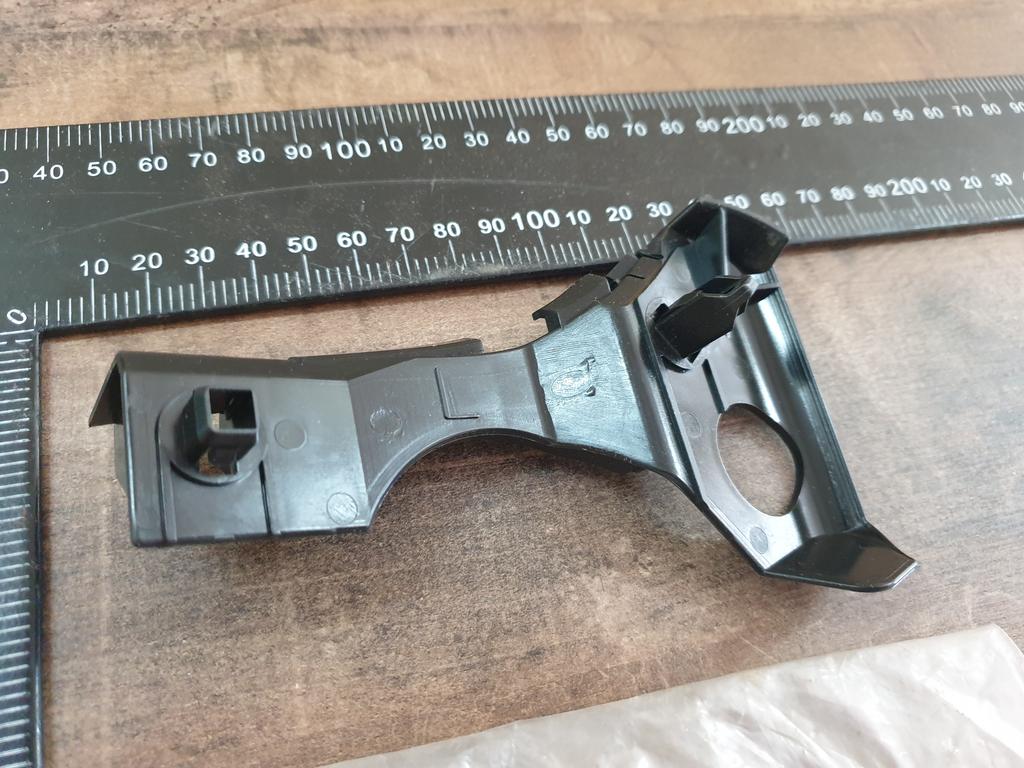 Original New Toyota Corolla Left Front Bumper Bracket