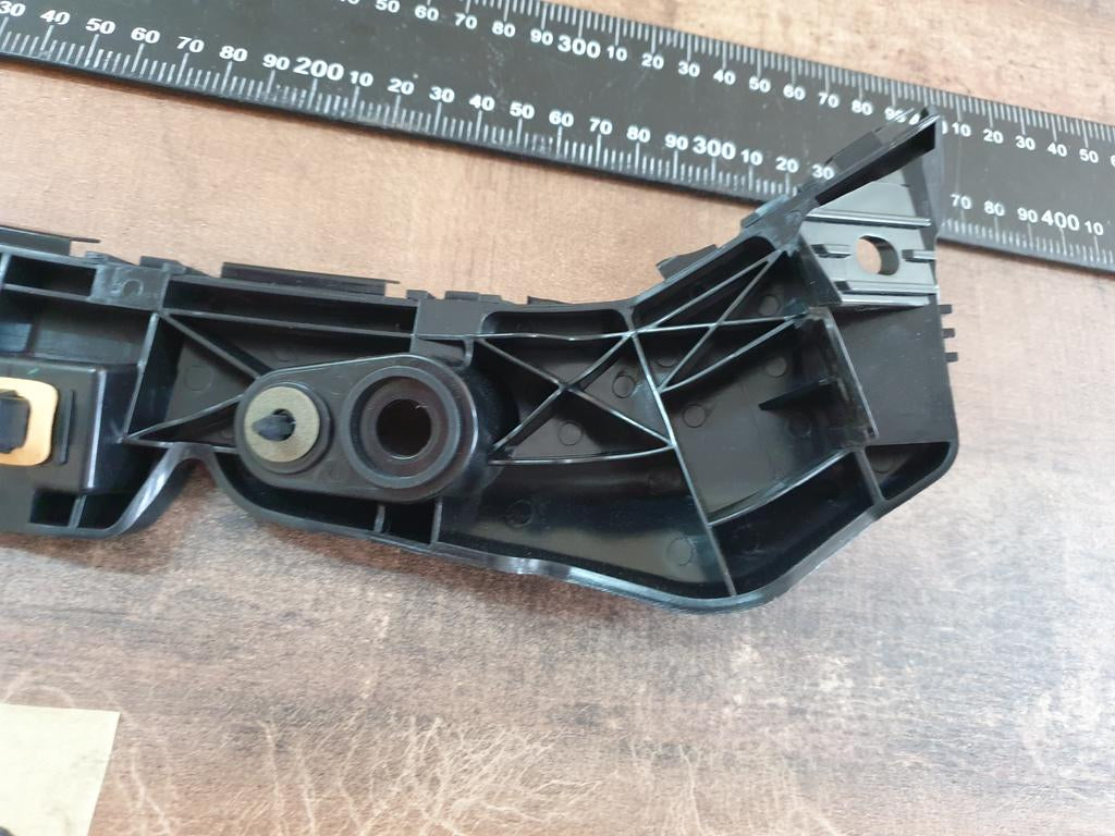 Original New Mazda 2 Left Rear Bumper Bracket