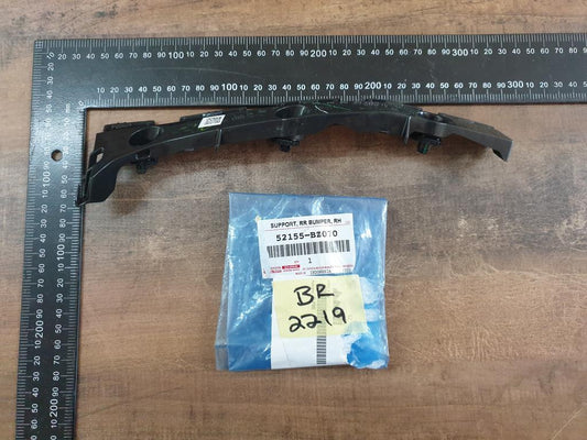 Original New Toyota Agya Right Rear Bumper Bracket