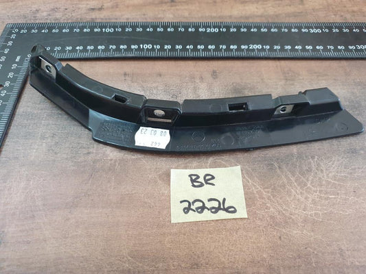 Original New Mercedes-Benz V-Class W447 Left Front Bumper Bracket