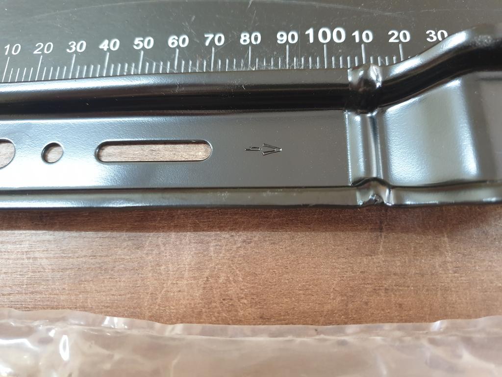 Original New Toyota Hilux Fortuner Radiator Grille Bracket