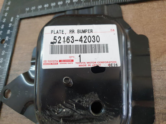 Original New Toyota Rav4 Rear Bumper Plate Bracket