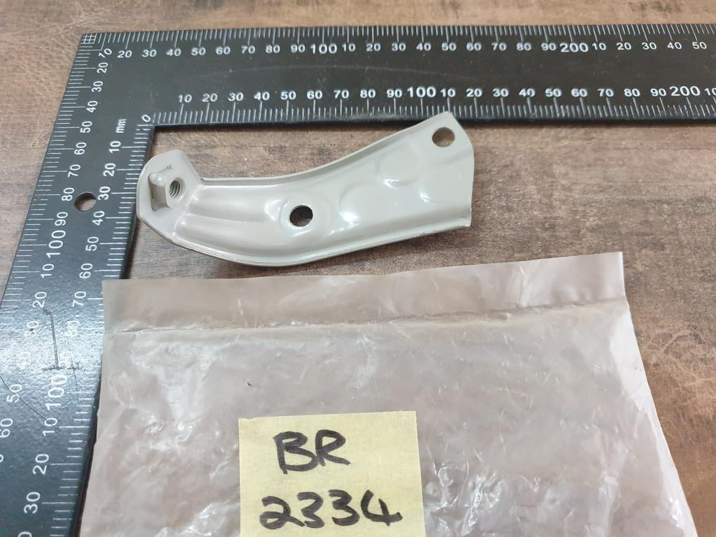 Original New Suzuki S-Presso Right Front Fender Bracket