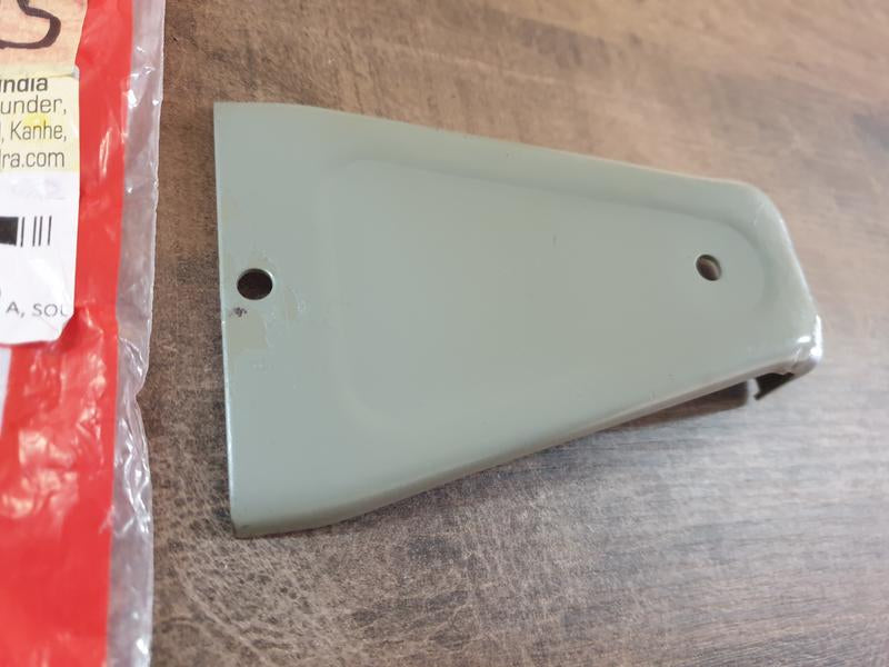 Original New Mahindra XUV 3X0 Left Rear Bumper Bracket