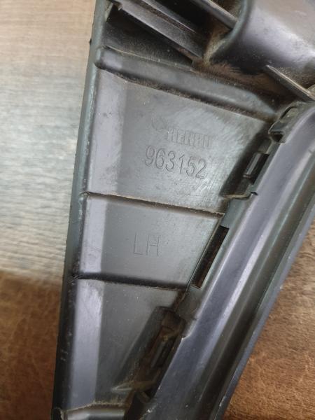 Original New Volkswagen Polo Left Front Fog Light Cover Bracket
