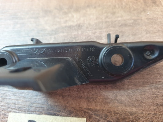 Original New BMW 3 Series G20 G21 Right Front Lower Bumper Guide