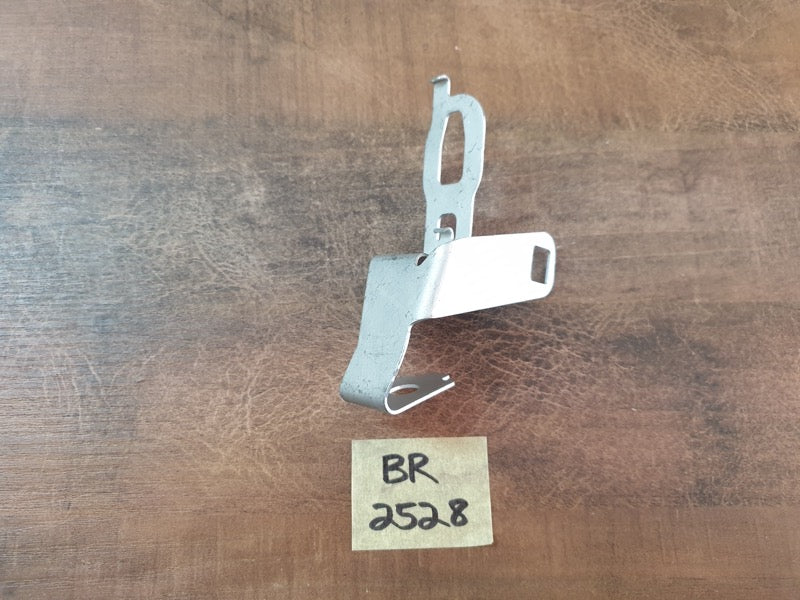 Original Used Mercedes-Benz C-Class W205 Right Front Lower Engine Undershield Bracket