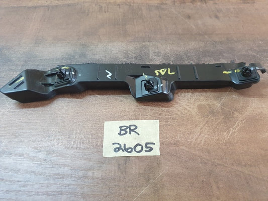 Original Used Suzuki Vitara Brezza Toyota Urban Cruiser Left Rear Outer Bumper Guide