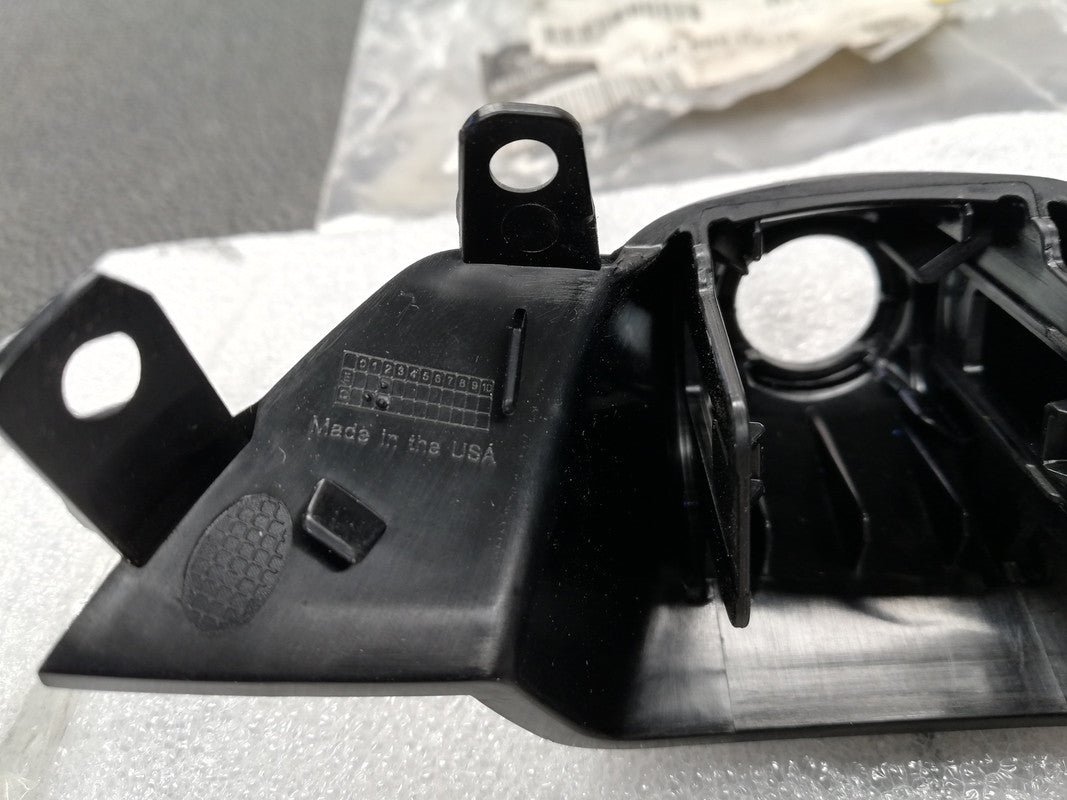 Mercedes-Benz GLE W166, GL350 - GL63 AMG Front Camera Cover Bracket