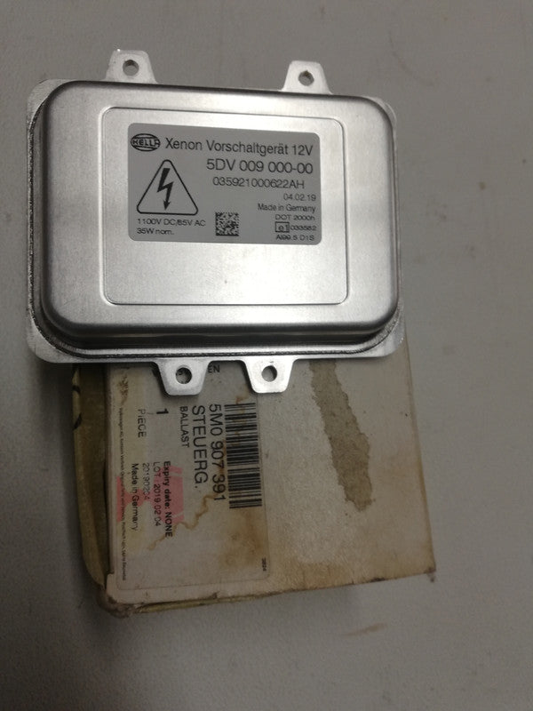Volkswagen Tiguan Golf GTI Xenon Headlight Ballast Control Headlamp Control Unit