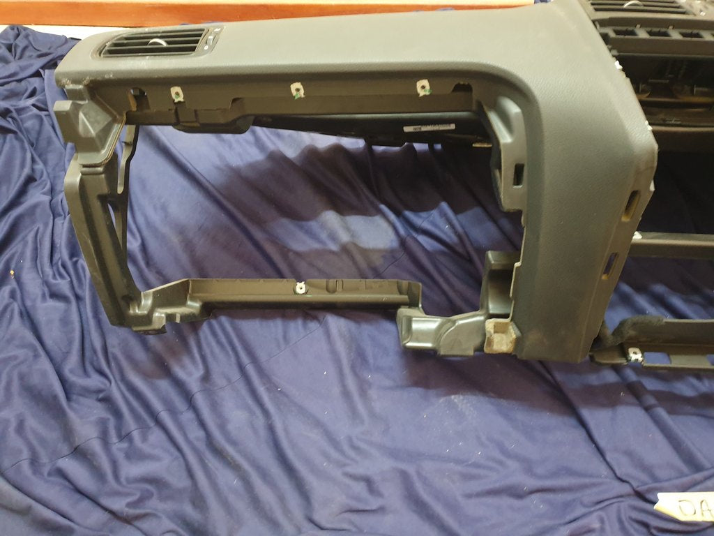 Volkswagen Polo Dashboard with vents