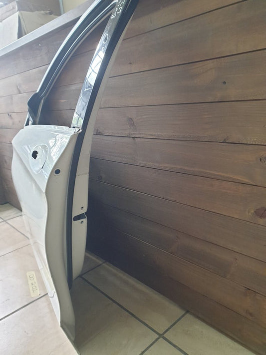 Mercedes-Benz C-Class W205 Left Front Passenger Door - Including Door Rubber, Window Rubber, Door Blackout Trim and Chrome Window Trim