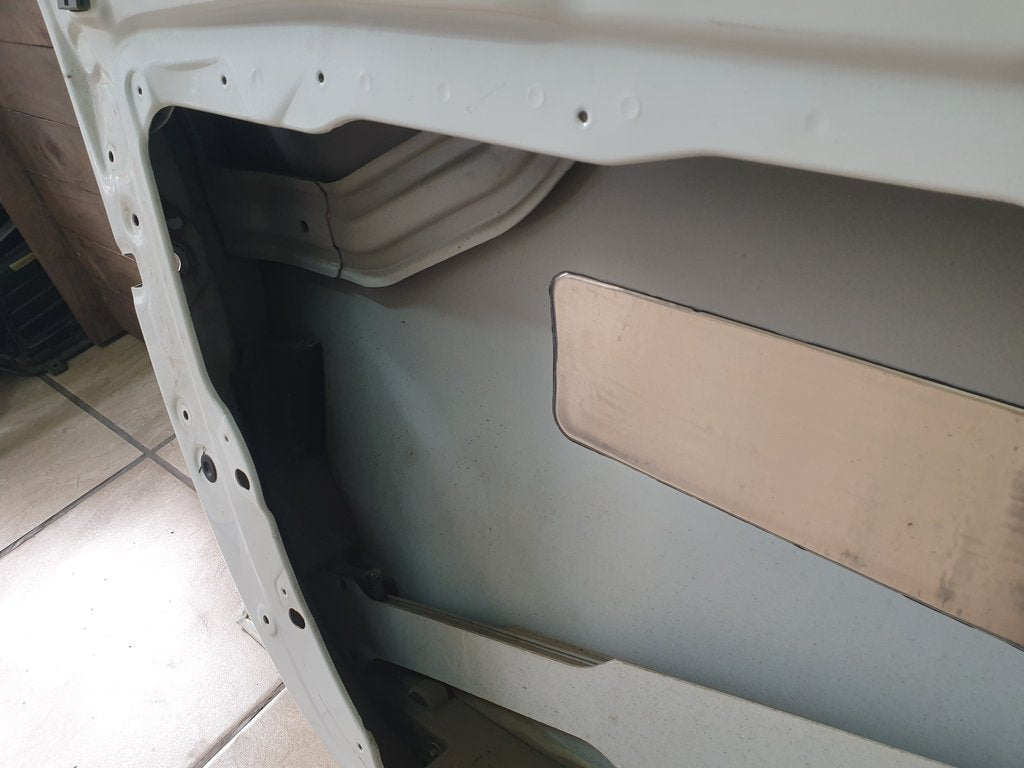Mercedes-Benz C-Class W205 Left Front Passenger Door - Including Door Rubber, Window Rubber, Door Blackout Trim and Chrome Window Trim