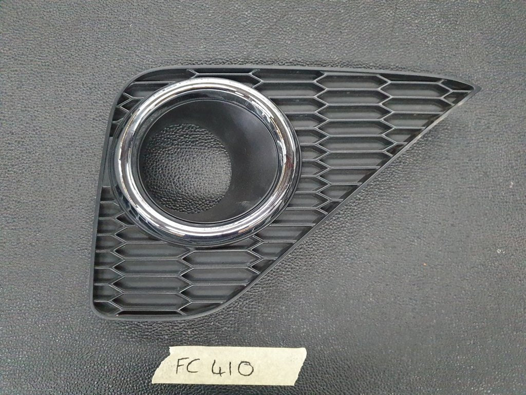 Toyota Urban Cruiser Right Front Fog Light Cover