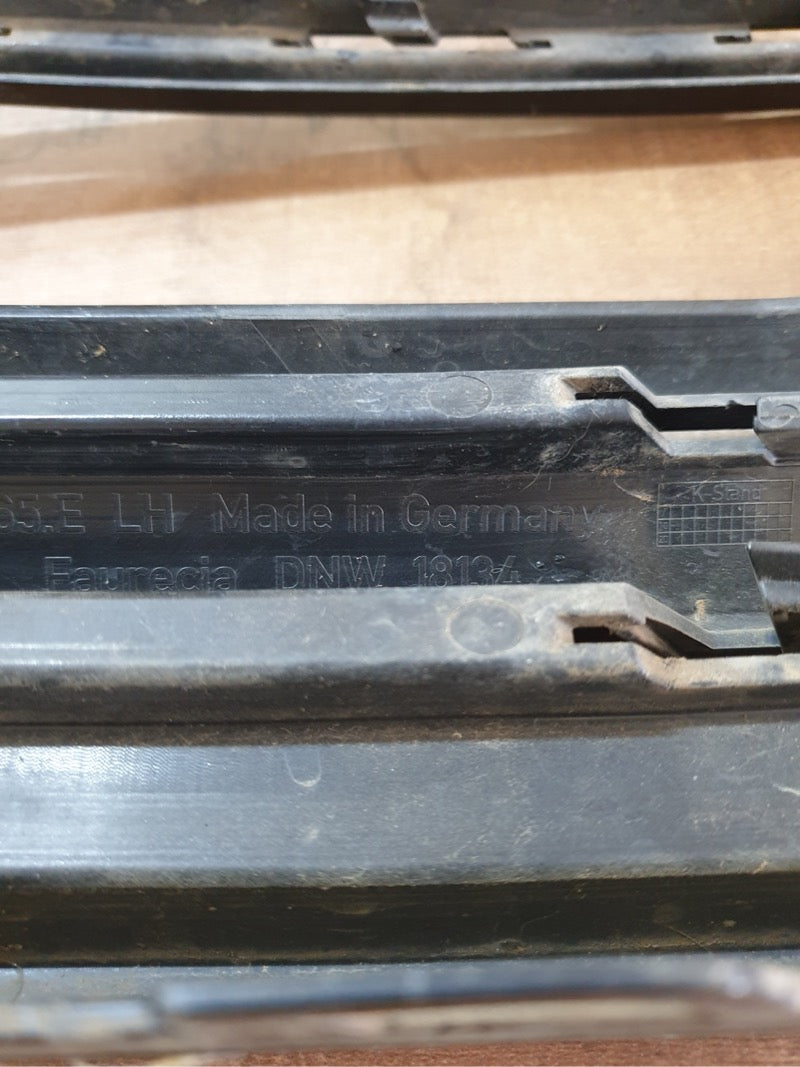 Original Used Volkswagen Tiguan Left Front Bumper Lower Vent Grille