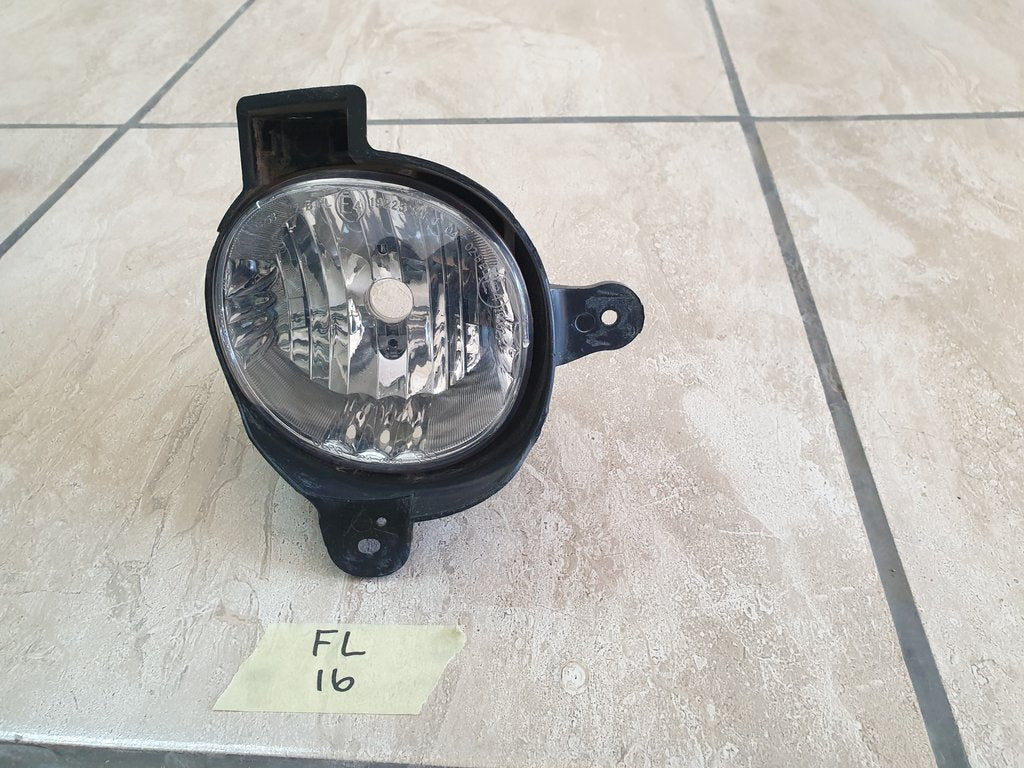 Toyota Aftermarket Hilux Right Fog Light