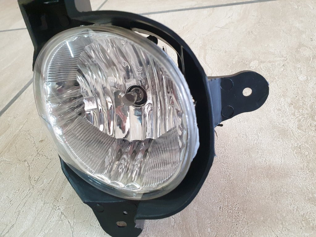 Toyota Aftermarket Hilux Right Fog Light
