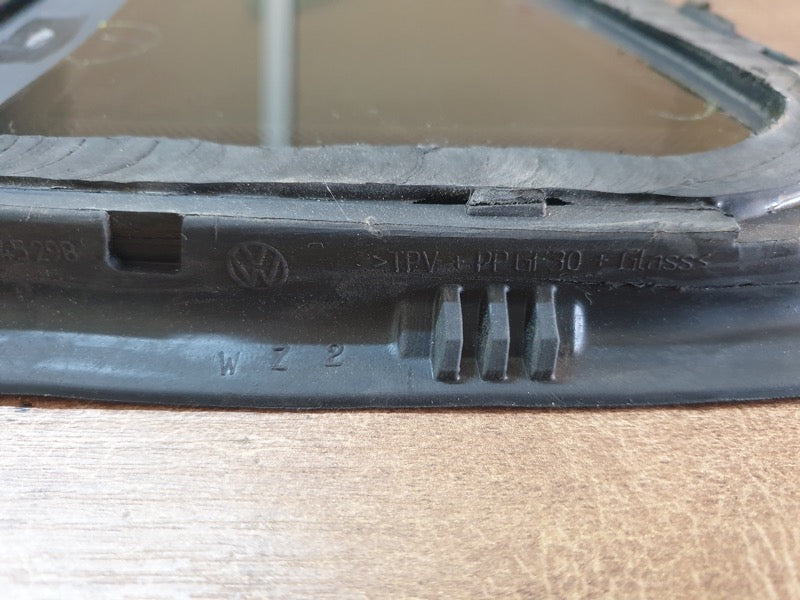 Original Used Volkswagen Polo Right Rear Quarter Glass Window