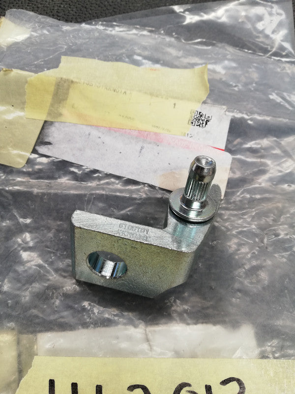 Haval H6 2.0 T Luxury 2022 Left Front Lower Door Hinge
