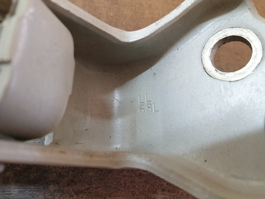 Original Used Suzuki Swift Dzire Left Front Door Lower Hinge