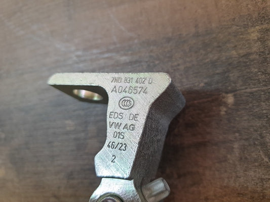 Original New Volkswagen Polo Right Door Hinge Upper or Lower