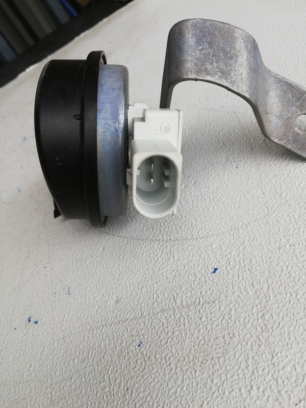 Mercedes-Benz C -Class E-Class Klaxon, Tweeter, Air horn 2013, W204, CLS, C218, W212, C180 High Tone Signal Horn