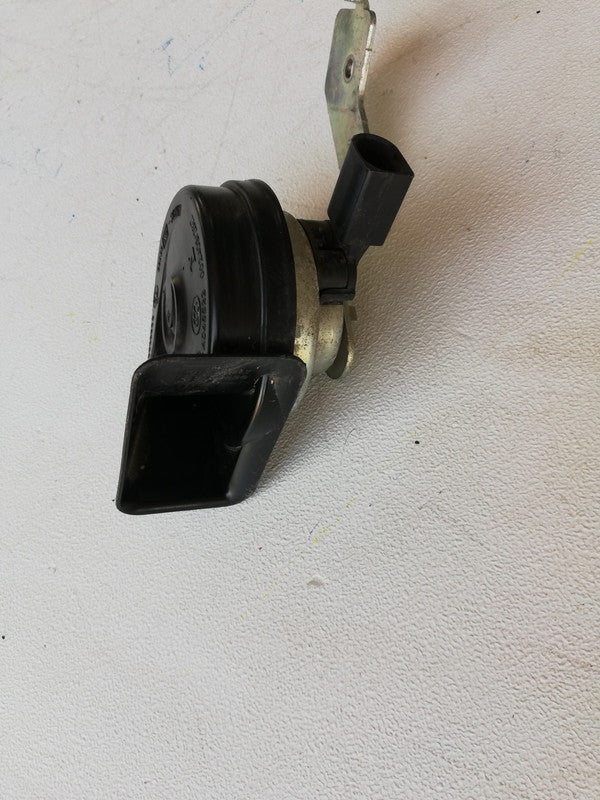 Mercedes-Benz A-Class GLA CLA Klaxon, Tweeter, Air horn W176, X156, C117 High Tone Signal Horn