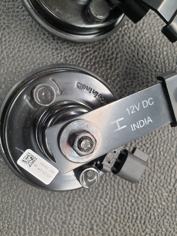Ford Ranger XLT 2024 Right Side Low and High Tone Horns With Bracket