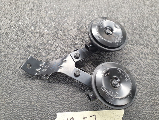Ford Ranger XLT 2024 Right Side Low and High Tone Horns With Bracket