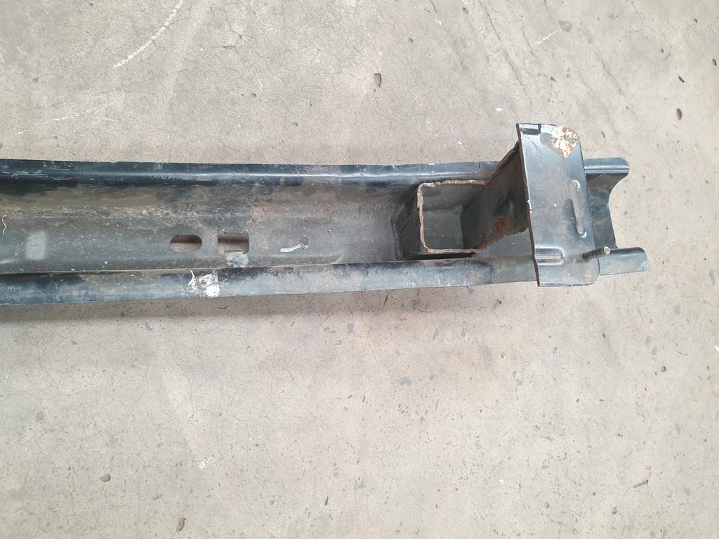 Original Used Volkswagen Caddy Rear Bumper Reinforcement