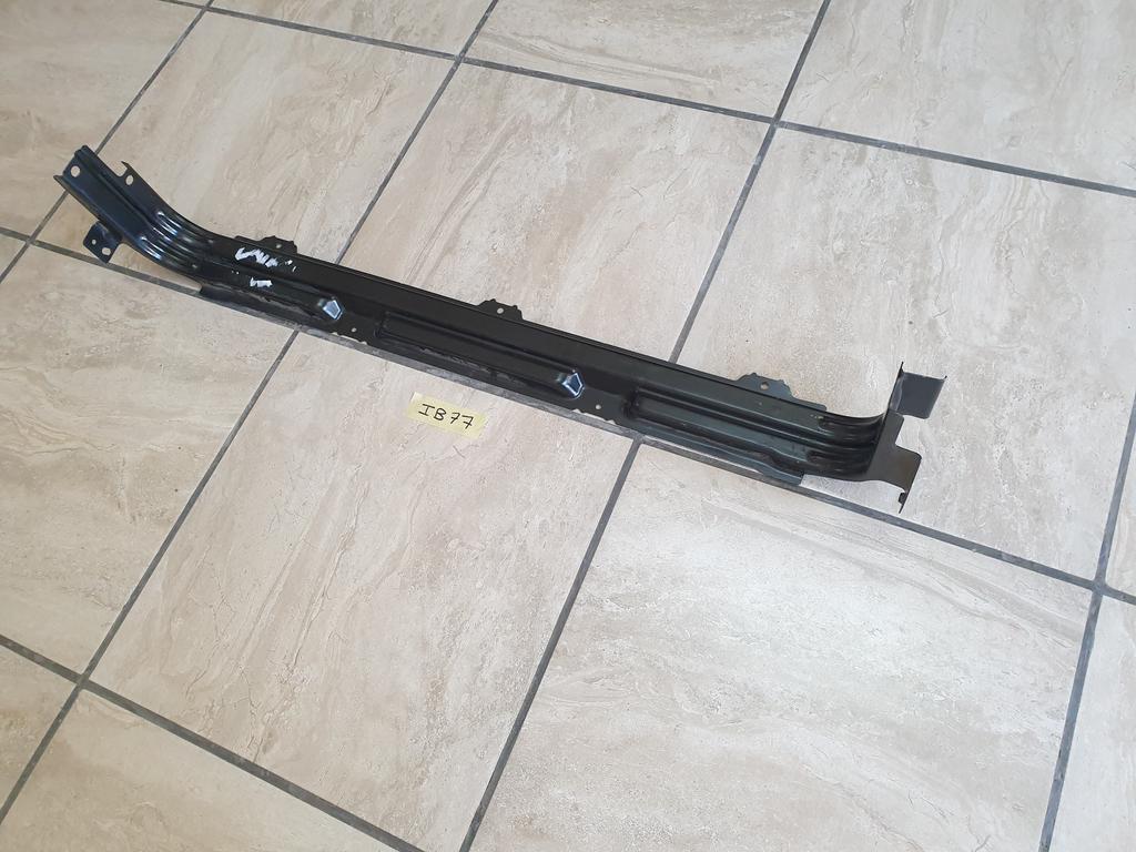 Original New Mercedes-Benz V-Class Vito W447 Lower Front Crossmember