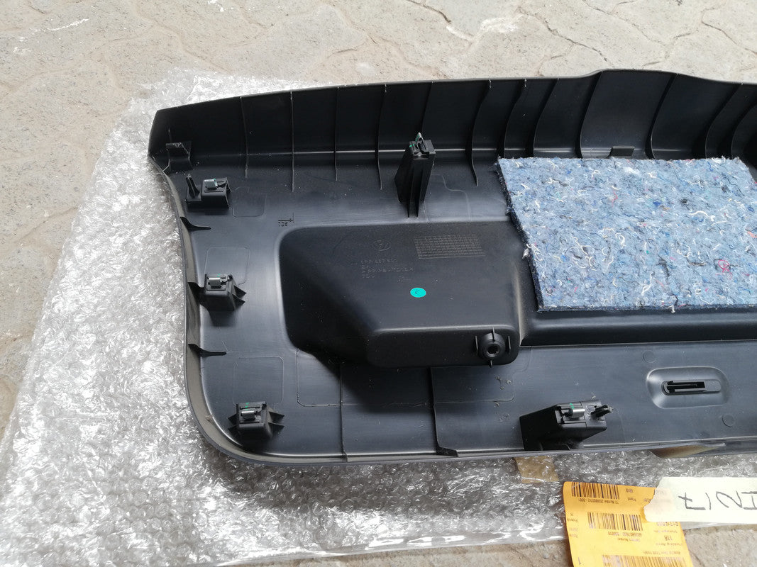 Volkswagen Polo Vivo 2018 Boot Luggage Compartment Parcel Tray