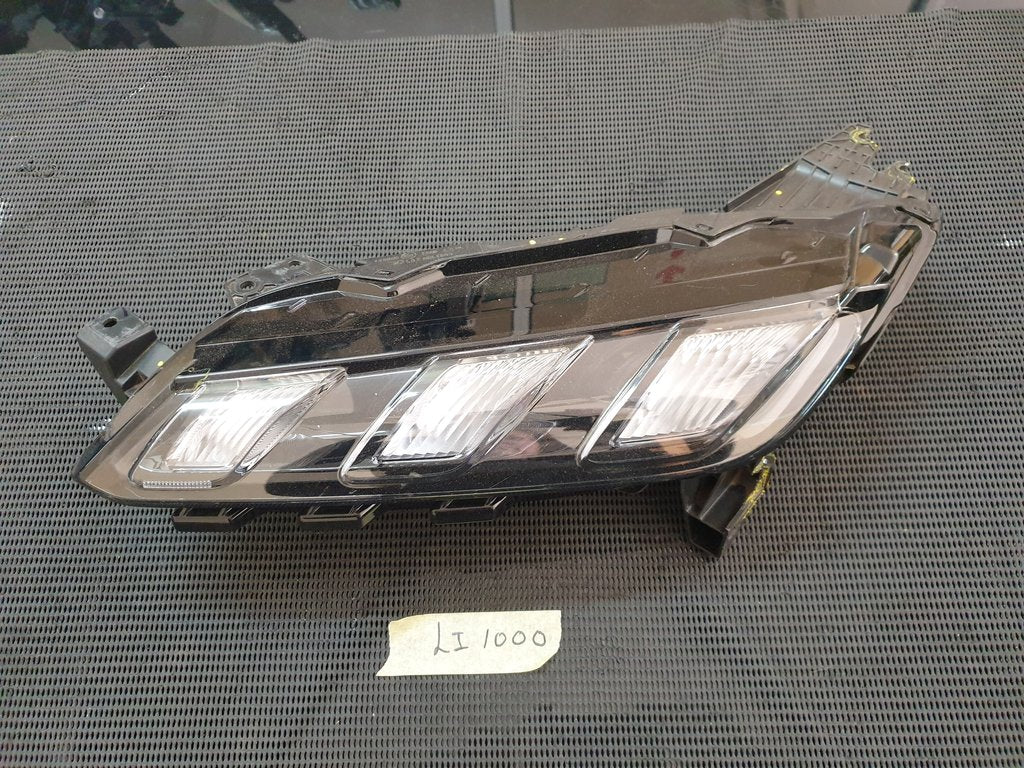 Suzuki Grand Vitara Left Headlight