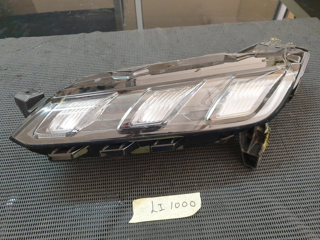 Suzuki Grand Vitara Left Headlight