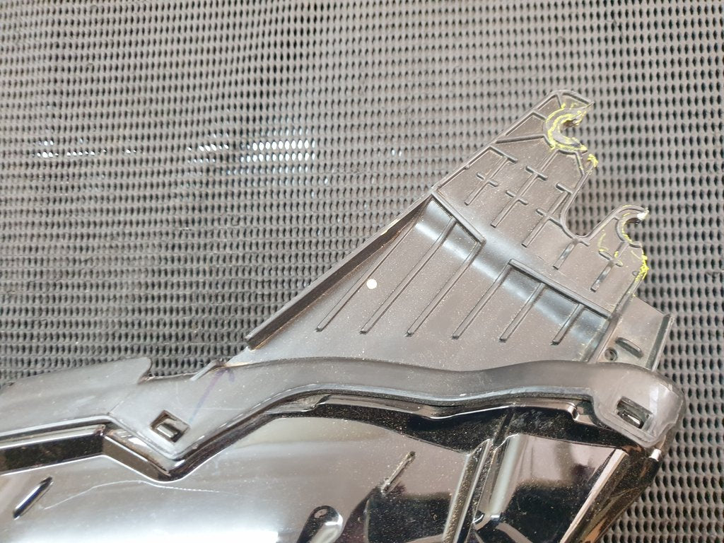 Suzuki Grand Vitara Left Headlight