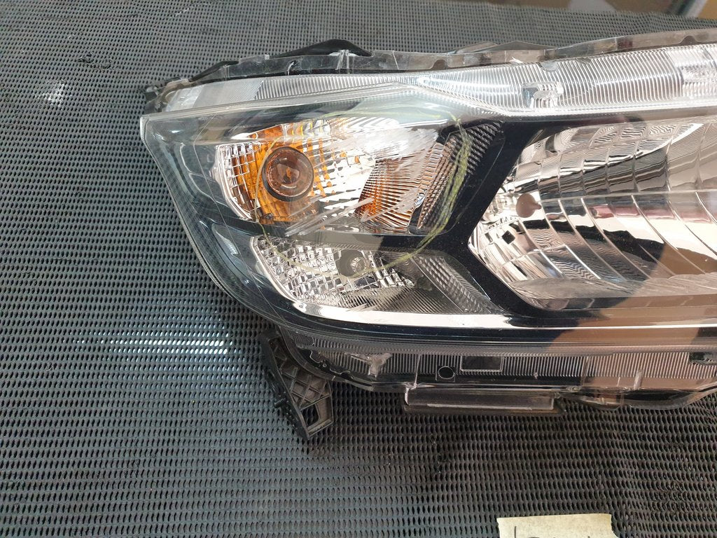 Honda Amaze Right Headlight