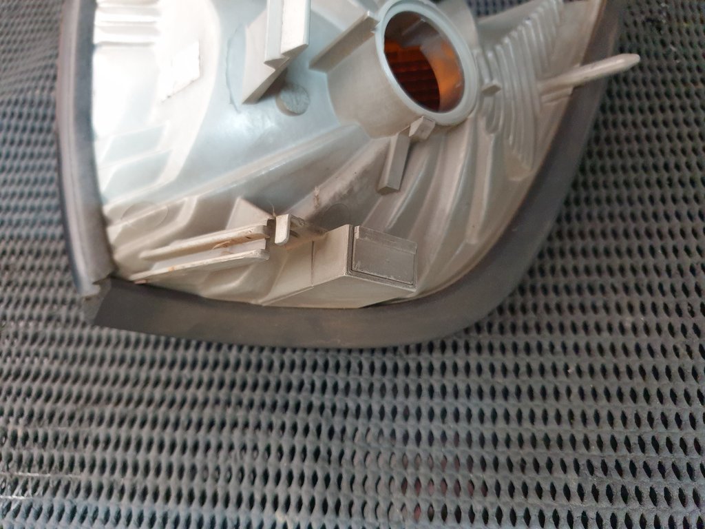 BMW 3 Series E36 Left Front Indicator Light