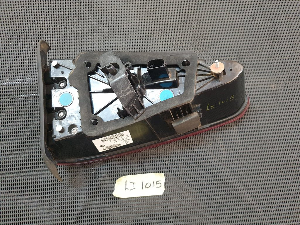 Alfa Romeo Stelvio Super 2017 Right Inner Taillight