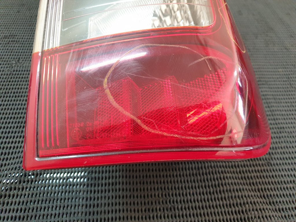 Nissan Navara Right Taillight