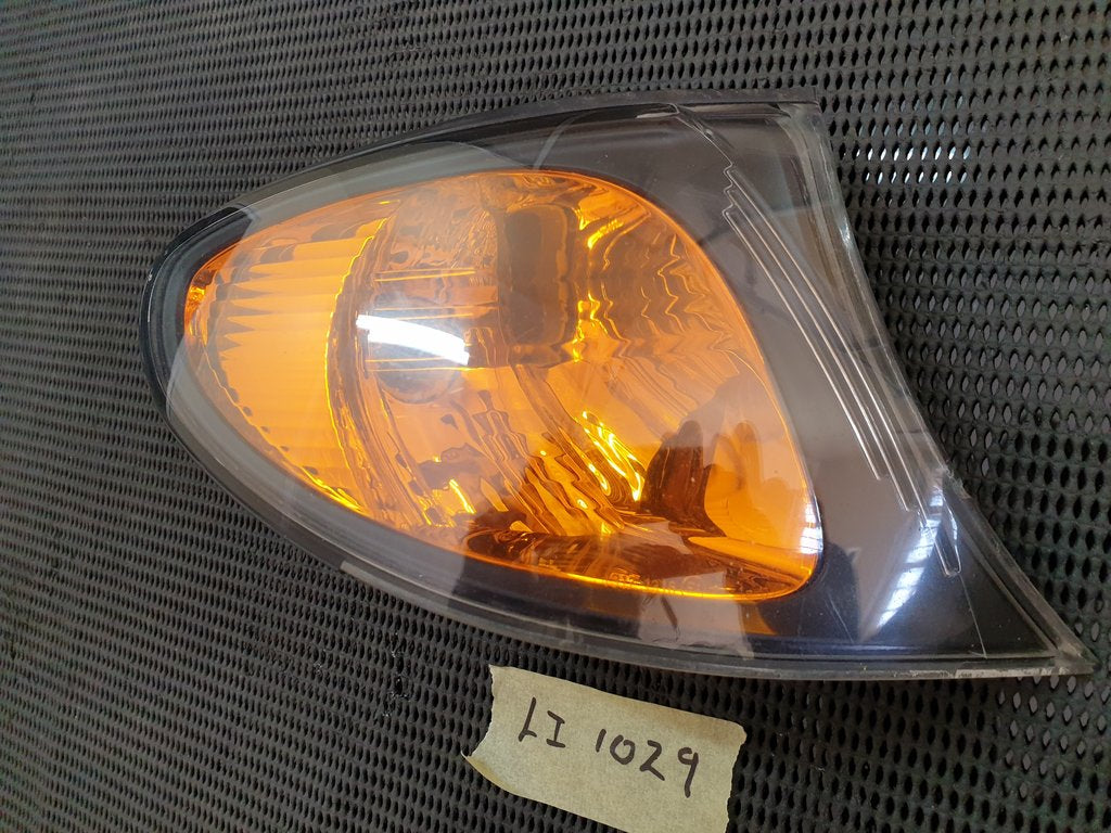 BMW 3 Series E46 Right Front Indicator Light