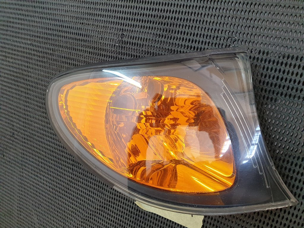BMW 3 Series E46 Right Front Indicator Light