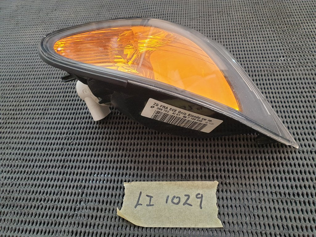 BMW 3 Series E46 Right Front Indicator Light