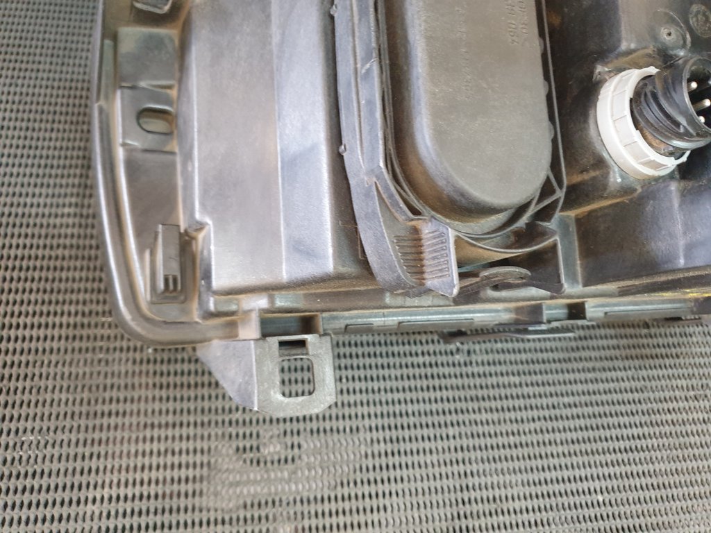 BMW 3 Series E36 Left Headlight