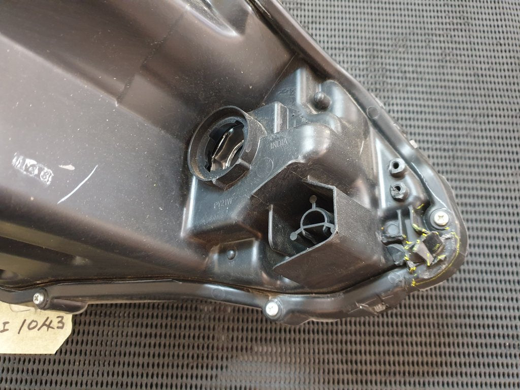 Toyota Starlet Suzuki Baleno Left Headlight