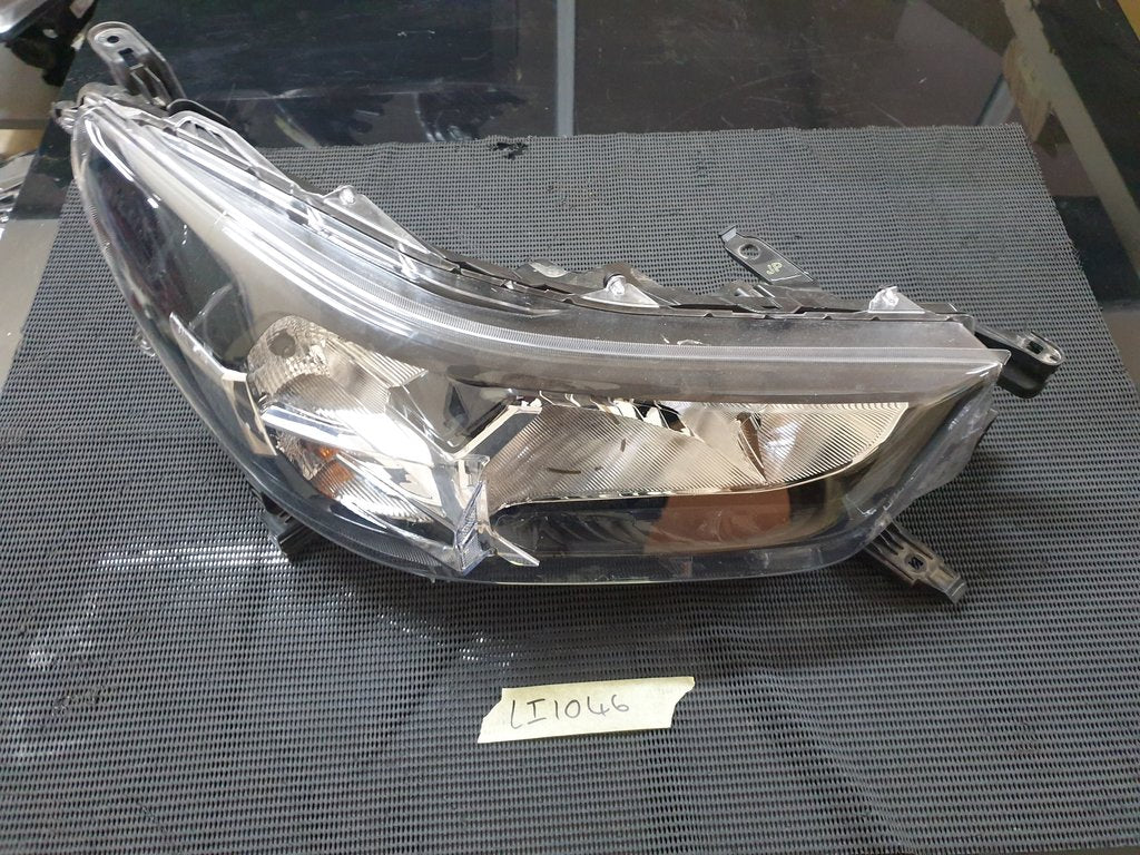 Toyota Hilux Right Headlight
