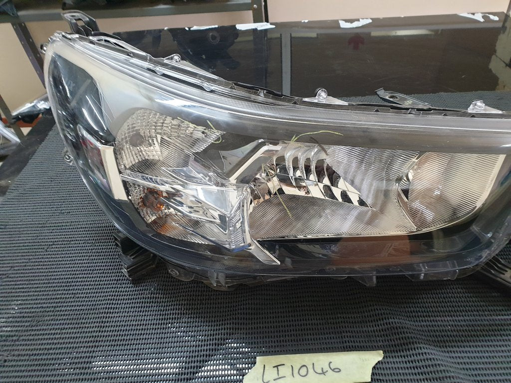 Toyota Hilux Right Headlight