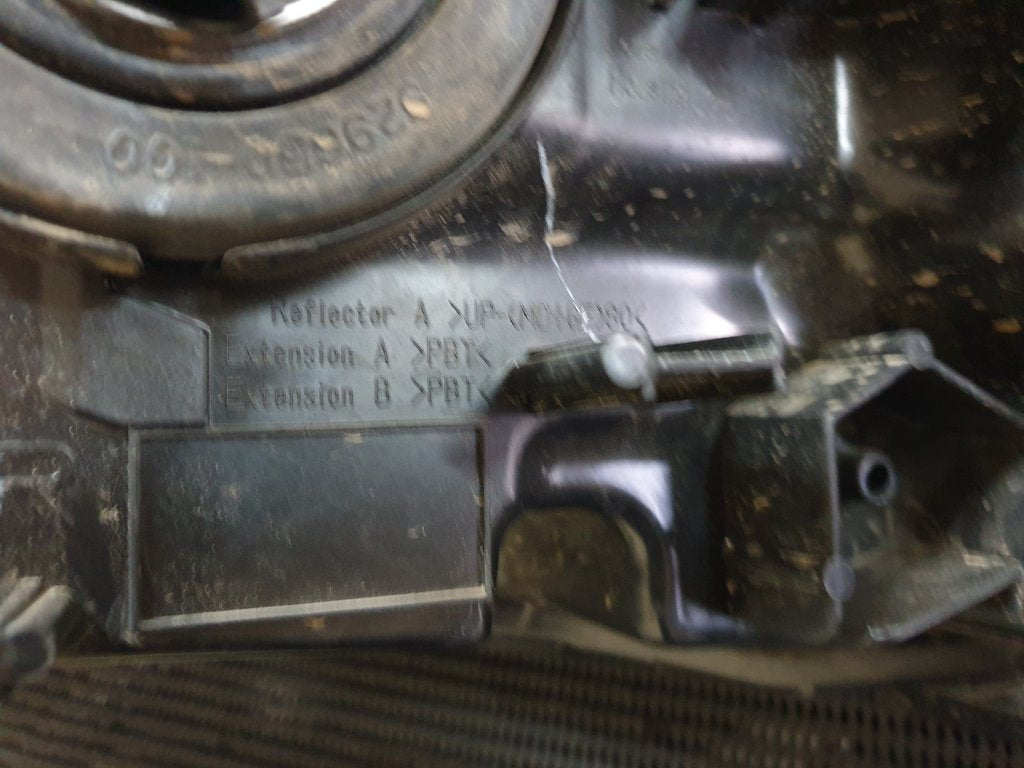 Toyota Hilux Right Headlight