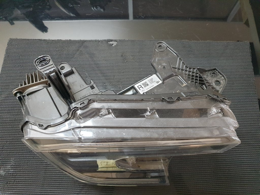 Ford Ranger Right Headlight